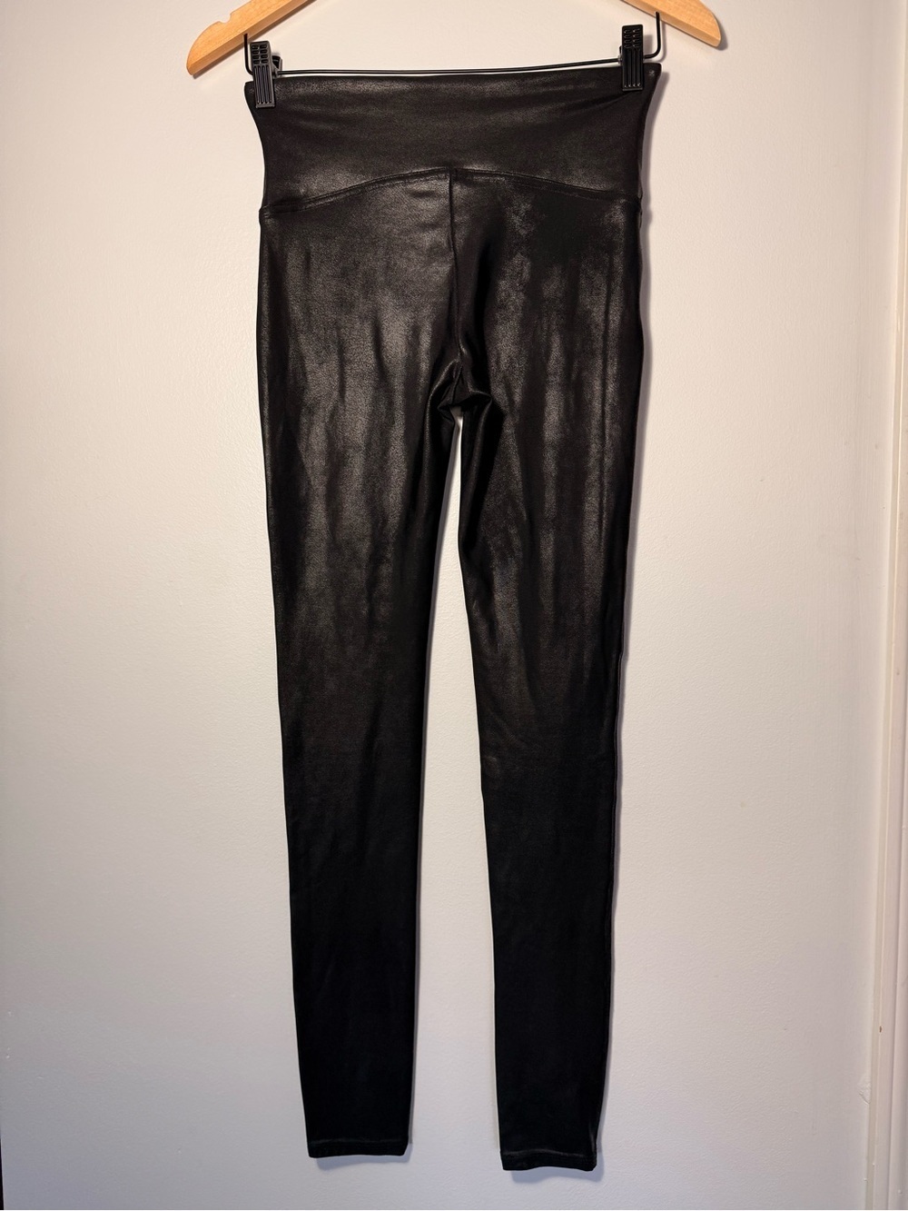 Spanx Black Faux Leather Leggings size M - Picture 6 of 8